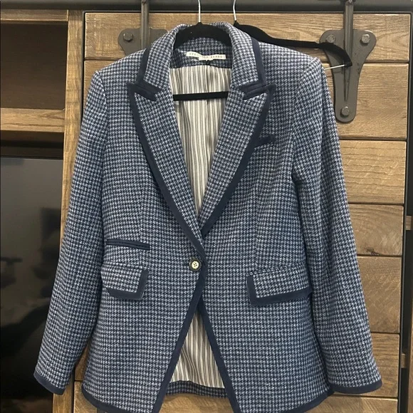 Veronica Beard Dickey Houndstooth Blazer - Picture 4 of 4